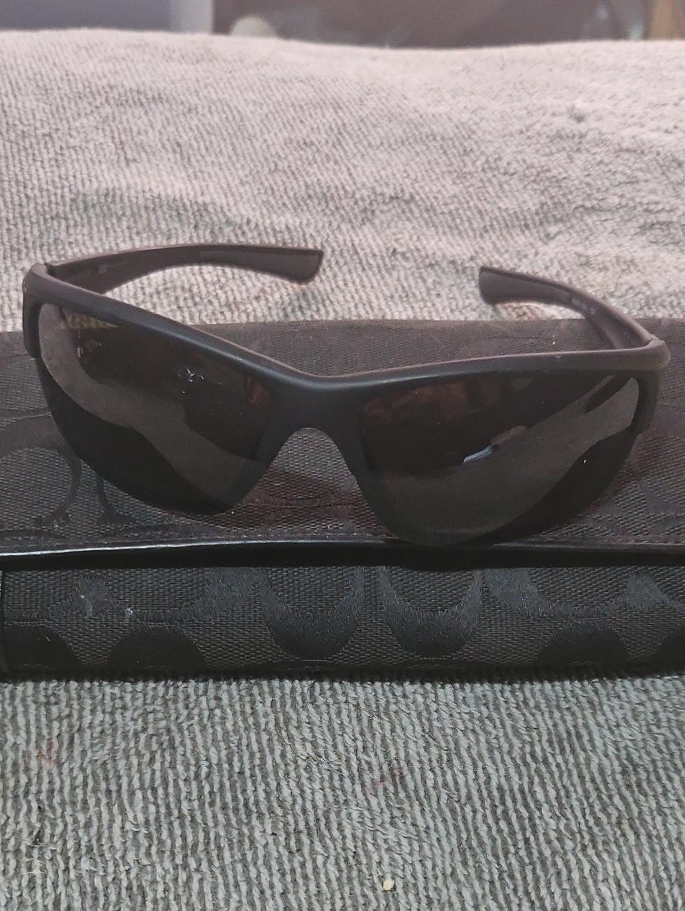Mens Tek Gear sunglasses, model MTG01SG13P New!